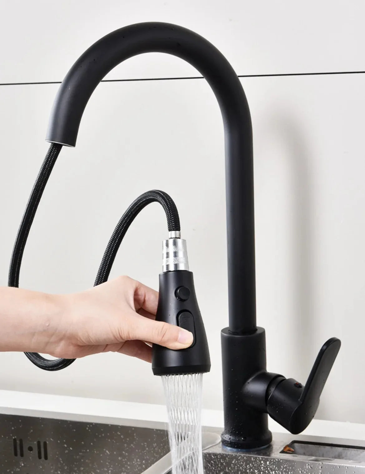 Pull-Out Kitchen Faucet 304 Stainless Steel Deck-Mounted Mixer Tap, Single-Handle Hot & Cold with Brushed Pull-Down Spray