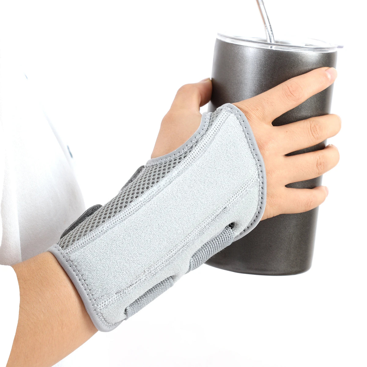 Adjustable Wrist Brace with Splint for Carpal Tunnel Relief - Support for Arthritis, Tendonitis & Sprains (Unisex)