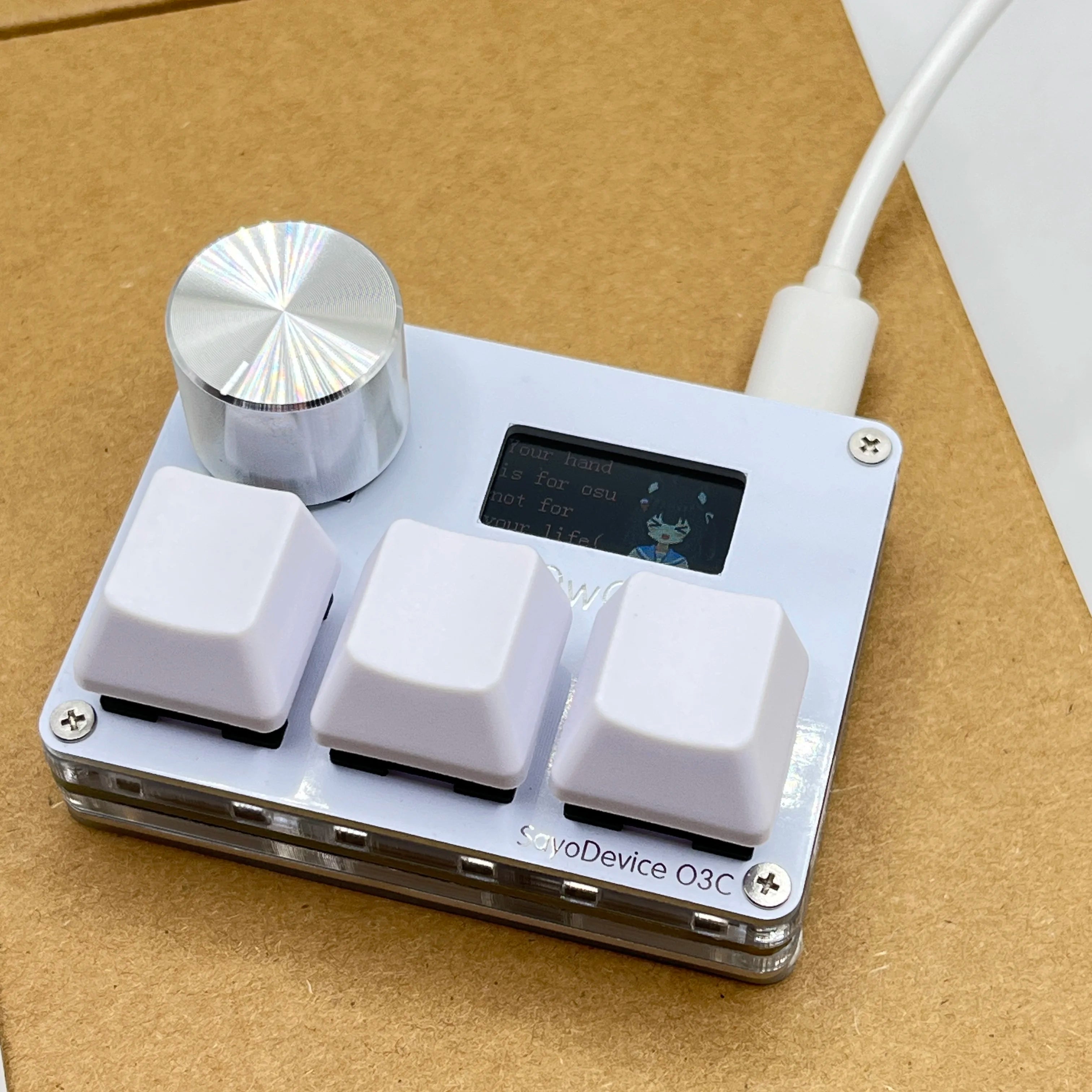 Hot-Swappable Mini Wired Keyboard with Magnetic Hall-Effect Switches, 0.96-inch (24.4 mm) IPS Screen, Programmable Knob, RGB Lighting, USB-C, 8000Hz