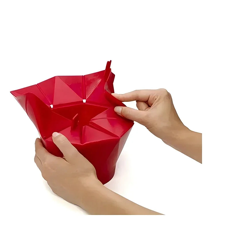 Foldable Silicone Popcorn Bowl - Microwave-Safe Collapsible Popcorn Maker, 6.7 x 3.7 in (17 x 9.5 cm)