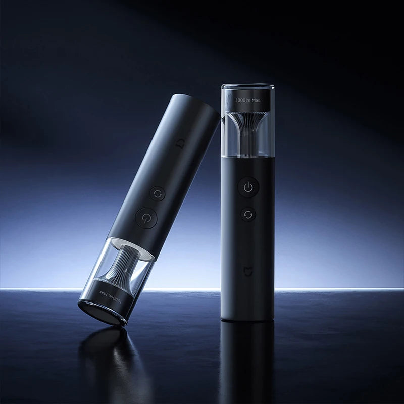 Multifunctional Portable LED Flashlight 1000 Lumens, 3100mAh Battery, 30H Runtime, IP65 Waterproof