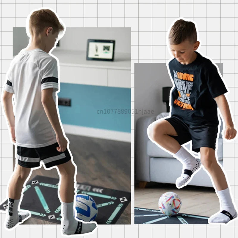 Football Training Mat 90 x 60 cm (35.4 x 23.6 in) Non-Slip Foldable Dribble Practice Mat for Kids & Adults Indoor Outdoor