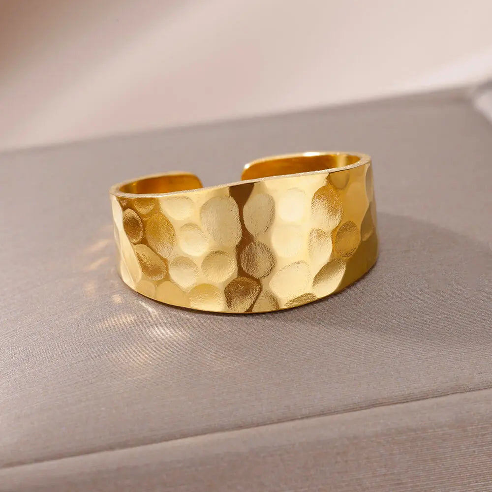 316L Stainless Steel Gold-Tone Women's Ring – Hypoallergenic Classic Tension-Set Wedding & Couple Ring