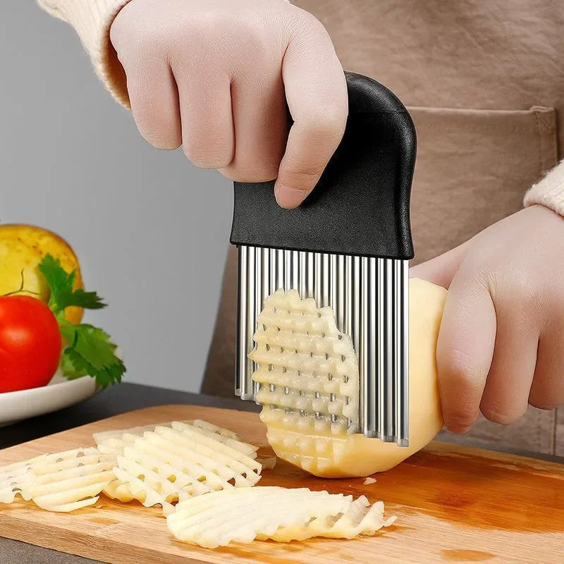 Stainless Steel Crinkle Potato Slicer Wavy Vegetable & Fruit Cutter French Fry Maker