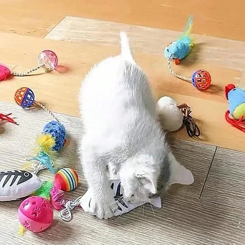Feather Mouse Cat Toy with Bell and String, Squeak Ball Teaser 30 x 4 cm (11.8 x 1.6 in)