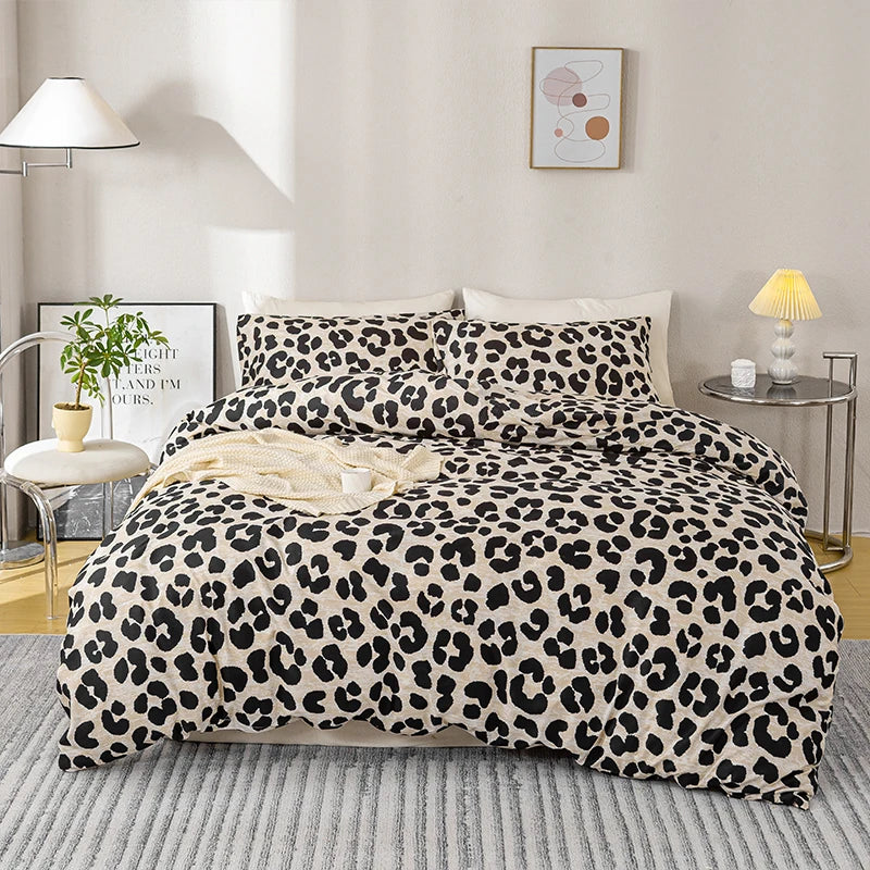 Leopard Print 3-Piece Duvet Cover Set – Soft Skin-Friendly Bedding, Includes 1 Duvet Cover & 2 Pillowcases, Multiple Sizes (39–79 in / 100–200 cm)