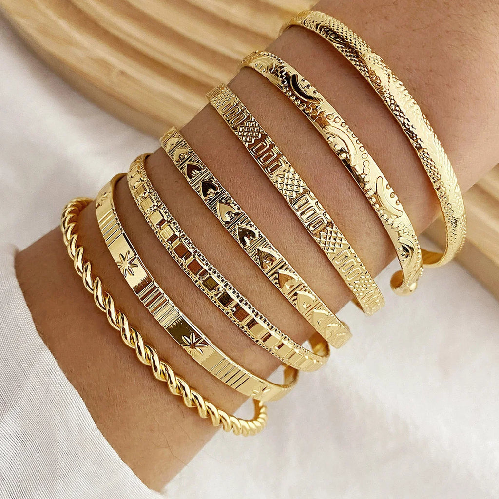Boho Geometric Gold Cuff Bracelet for Women - Fashion Metal Cuff, Tracker-Inspired Style