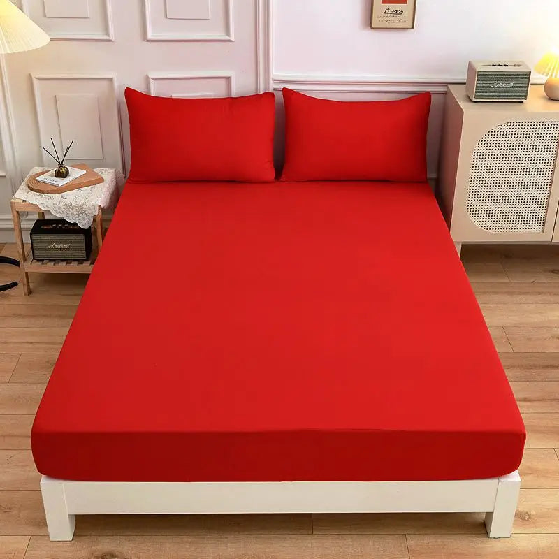 3-Piece Queen Size Polyester Bedding Set - Fitted Sheet, Pillowcases & Elastic Mattress Cover