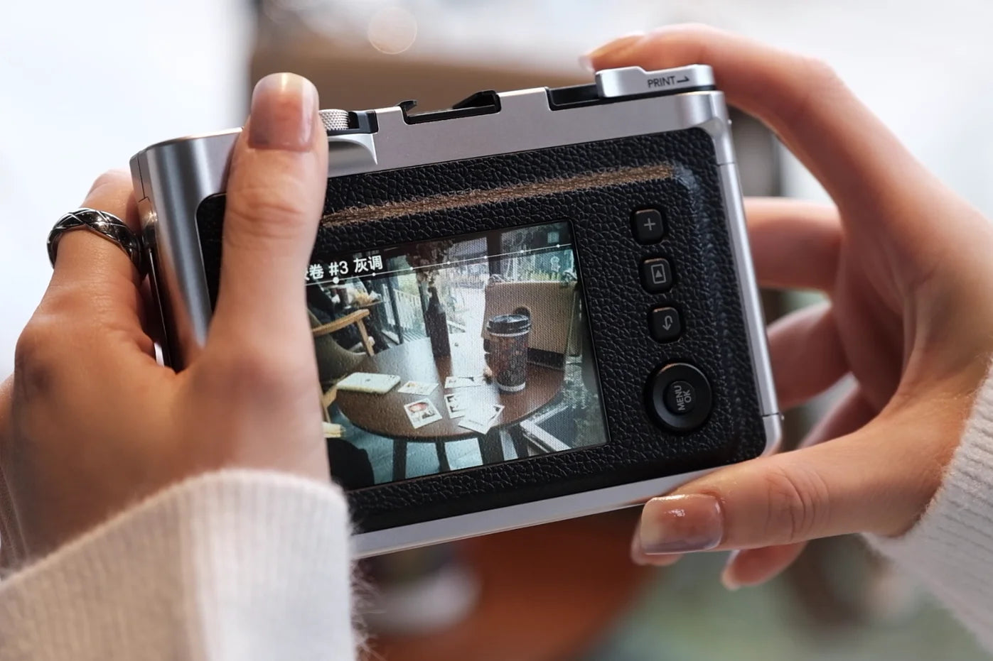 Retro Instant Film Camera Black/Brown Bare Metal – Compatible with 3-Inch (76 mm) Instant Film