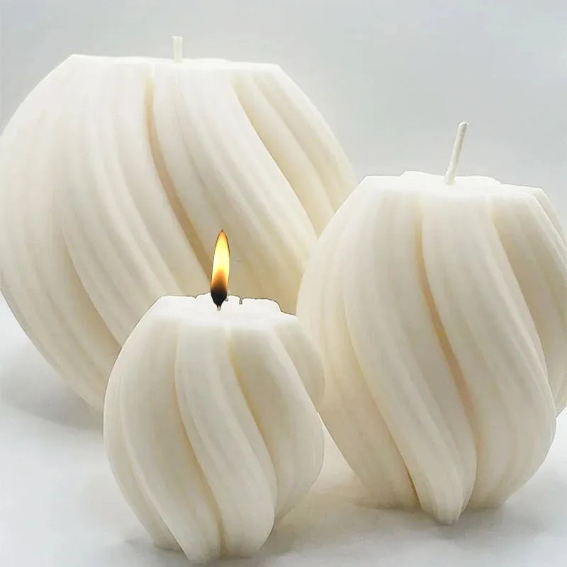 3D Geometric Wave Silicone Candle Mold - Rotating Pillar DIY Soap & Resin Craft, 8.7 x 8.5 x 8.5 cm (3.4 x 3.3 x 3.3 in)