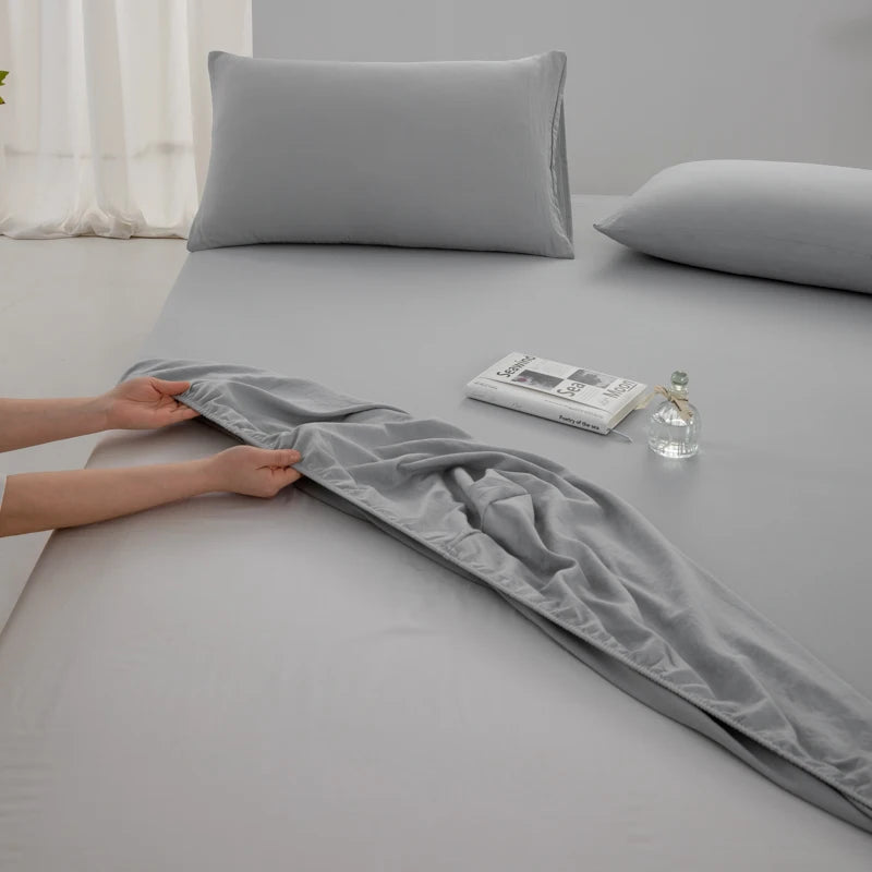 100% Cotton Fitted Sheet – Soft Breathable Deep Pocket Mattress Cover with Elastic Edge (Single, Double, Queen, King)