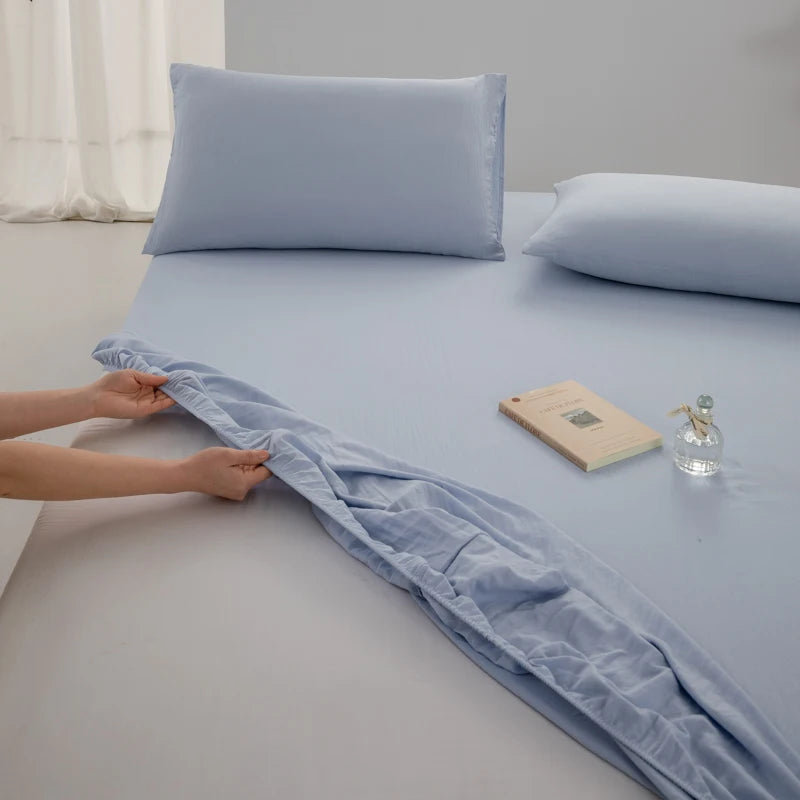 100% Cotton Fitted Sheet – Soft Breathable Deep Pocket Mattress Cover with Elastic Edge (Single, Double, Queen, King)