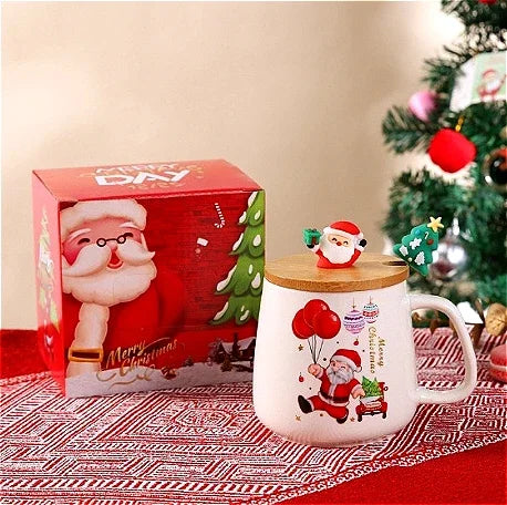 Christmas Tree Ceramic Mug with Lid and Spoon, Holiday Coffee & Tea Gift