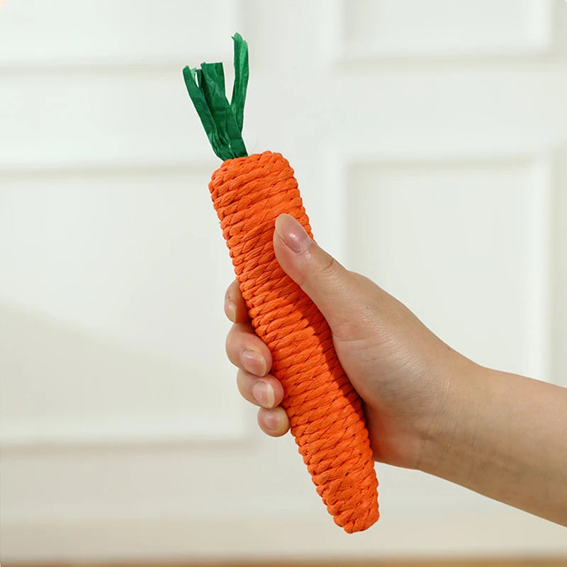 Squeaky Carrot Cat Toy – Bite-Resistant Kitten Teething Stick for Interactive Self-Play