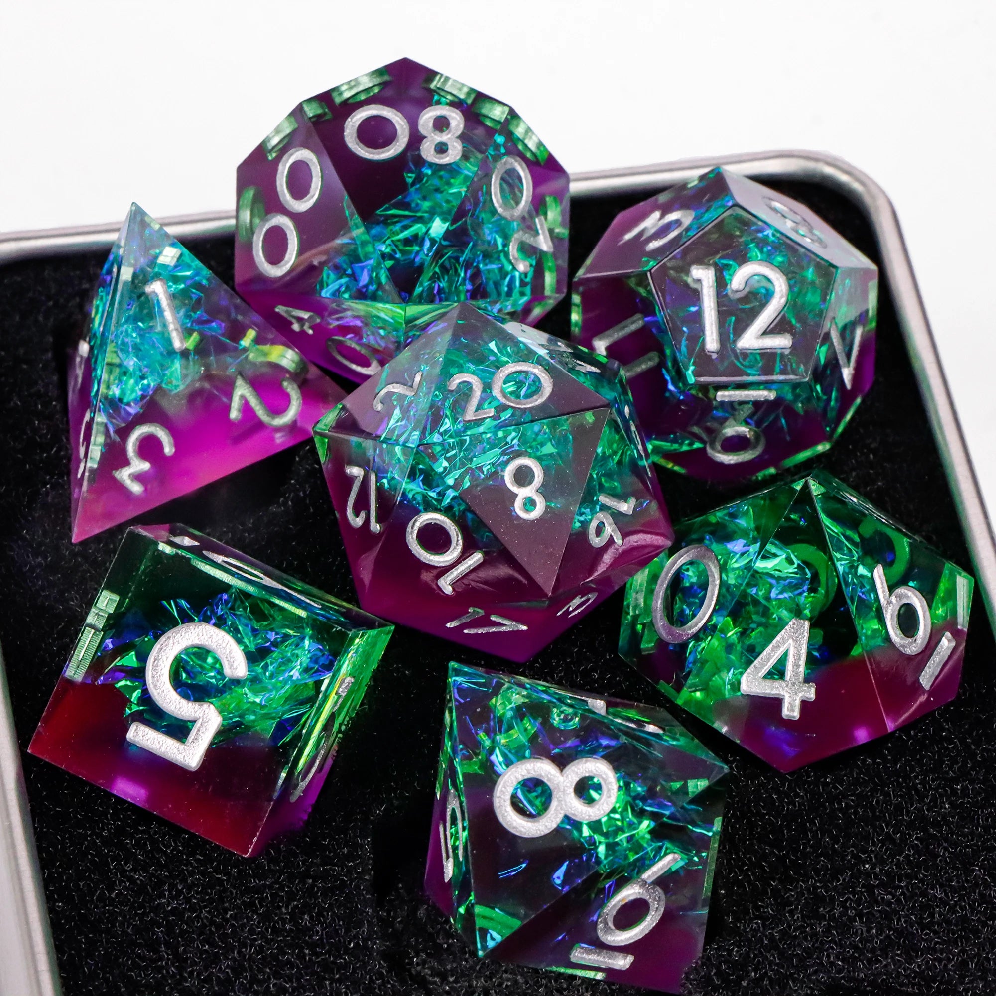 7-Piece Resin Sharp-Edge Polyhedral Dice Set for D&D & RPGs - D20 D12 D10 D8 D6 D4