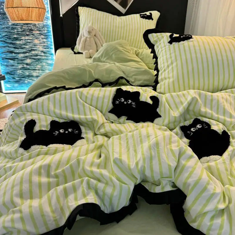 Korean Style Green Stripe Black Cat Embroidered Washed-Effect Polyester Duvet Cover Set 4-Piece Cute Cartoon Bed Linen