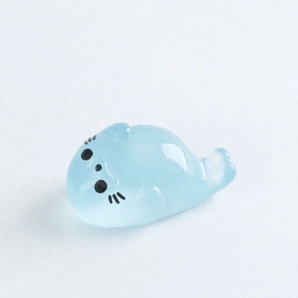 Luminous Mini Seal Resin Figurine - Glow-in-the-Dark Sea Animal Ornament for Micro Landscape & Home Decor