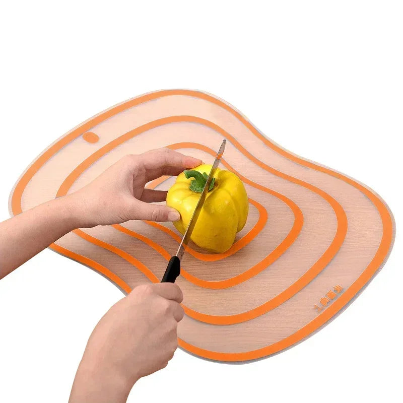 Frosted Non-Slip Antibacterial Food-Grade PP Cutting Board – Flexible Rollable Chopping Block for Meat, Vegetables & Fruit (S: 7.9 x 5.1 in / 20 x 13 cm; M: 11.8 x 9.1 in / 30 x 23 cm; L: 15.7 x 11.8 in / 40 x 30 cm)