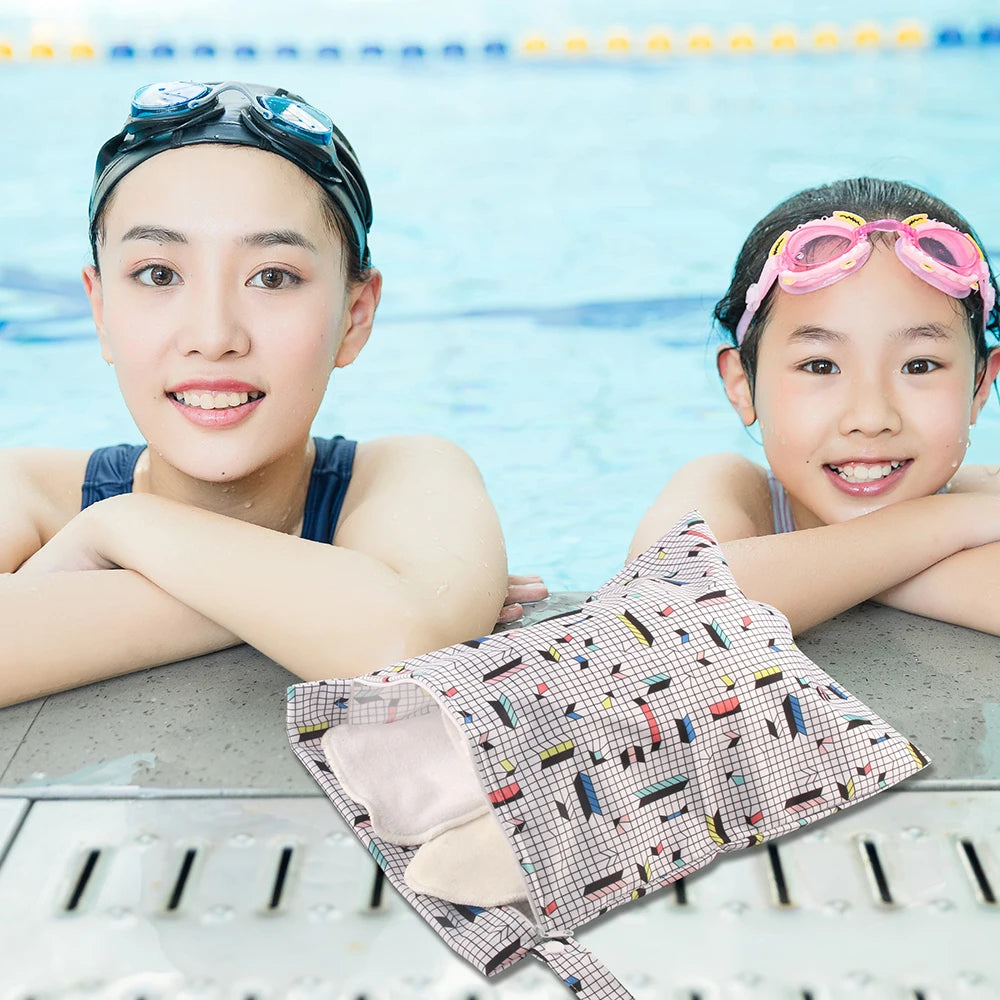 Waterproof Wet Bag 30 x 40 cm (11.8 x 15.7 in) Reusable Washable Diaper & Swim Pouch for Travel