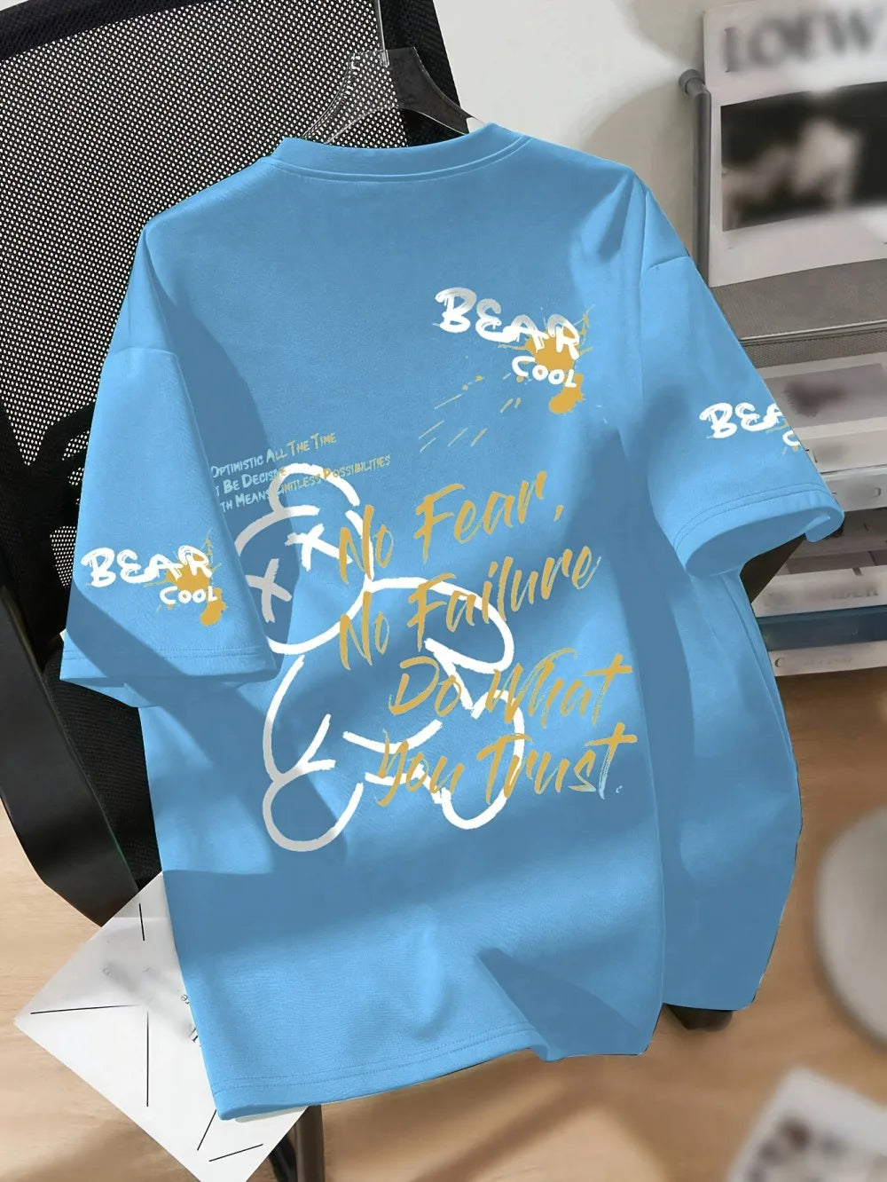 Men's Breathable Round Neck Summer T-Shirt with Cartoon Bear Print – Lightweight Moisture-Wicking Casual Tee