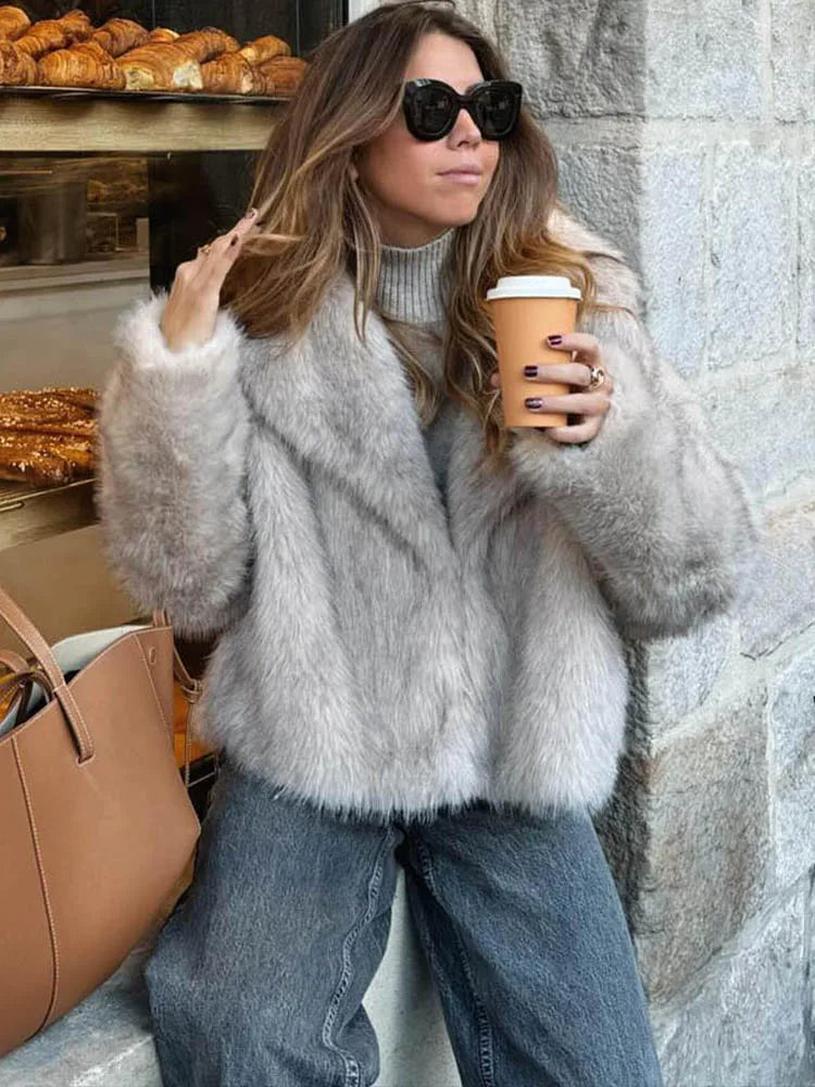 Cropped Faux Fur Jacket for Women – Long Sleeve Snap-Button Lapel Collar Thick Winter Coat