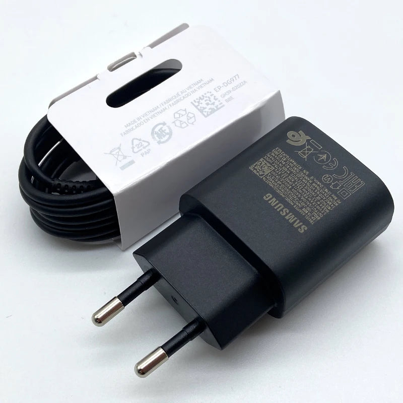 25W Super Fast USB-C Charger Adapter with 100cm (39.4 in) USB-C Cable — USB-PD & Adaptive Fast Charge, EU Plug