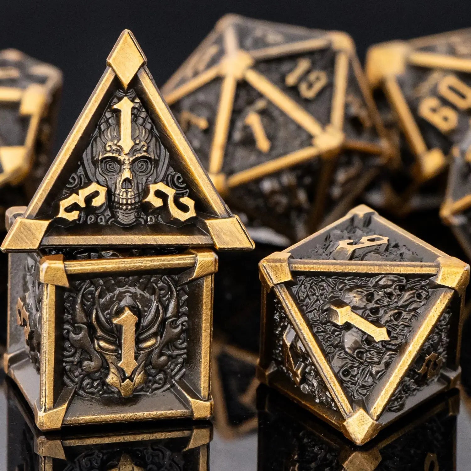 Skull and Dragon Metal Dice Set - 7-Piece Polyhedral DnD Dice for Dungeons & Dragons Tabletop RPG