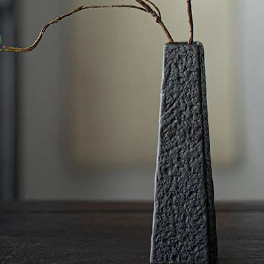 Simple Ceramic Porcelain Vase for Hydroponic Plants — Minimalist Small Vase for Living Room & Dining Table Decor