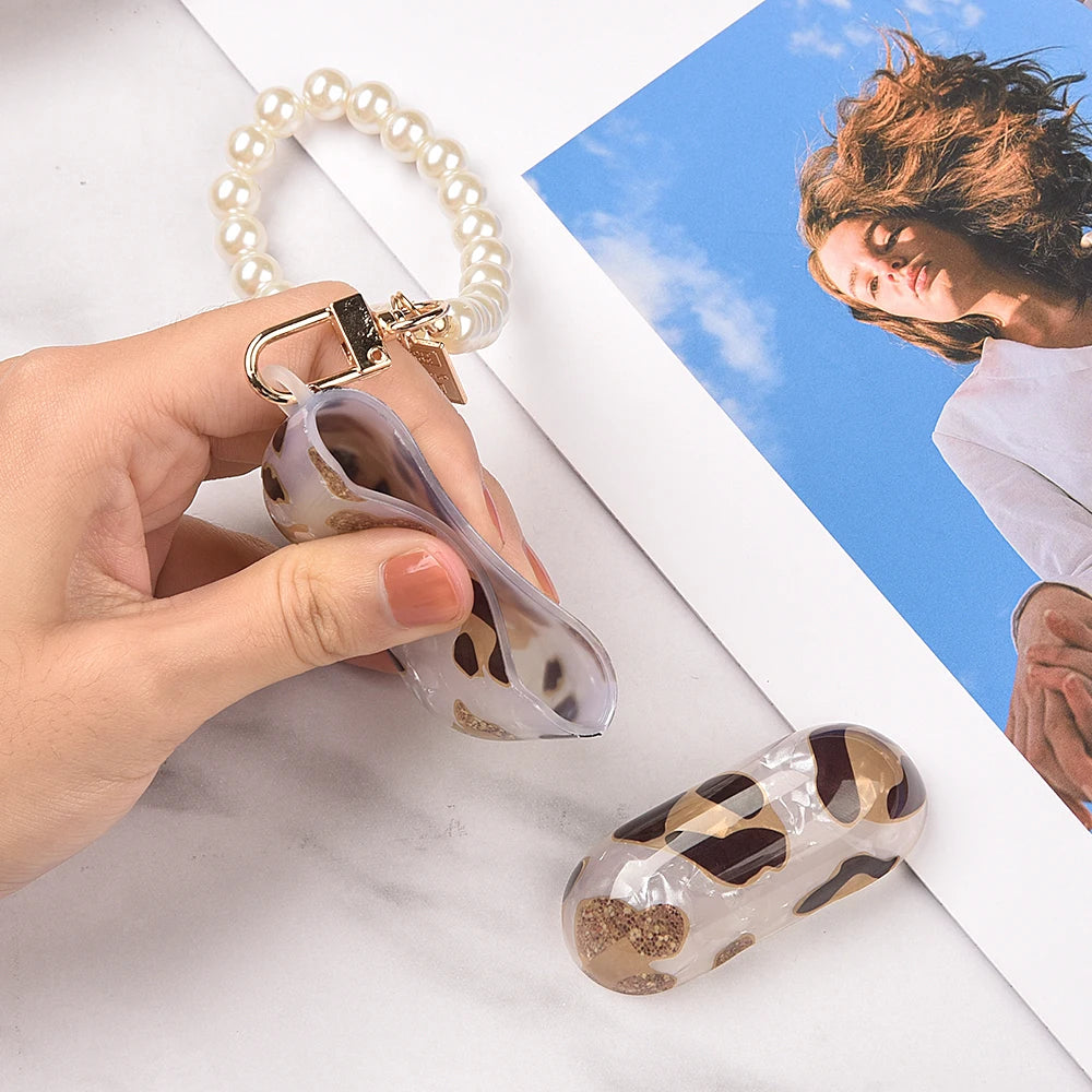 Leopard Pearl Keychain Silicone Case for AirPods Pro & AirPods - Shockproof TPU Soft Cover (USB-C Compatible)