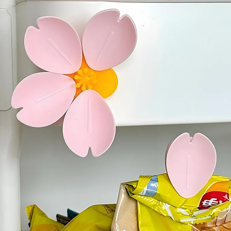 Sakura Petal Magnetic Fridge Clip - Flower Snack Bag Sealer & Refrigerator Magnet