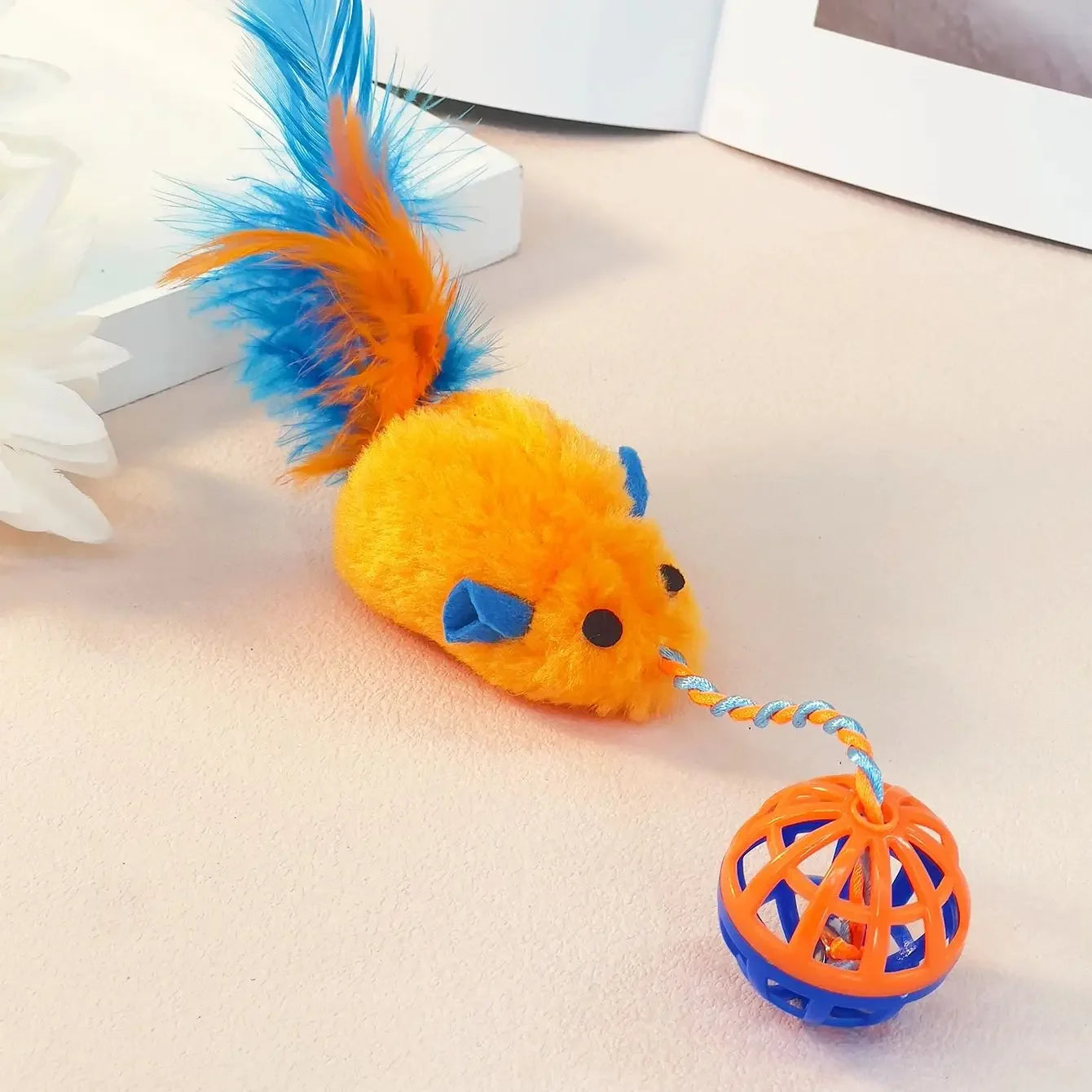 Feather Mouse Cat Toy with Bell and String, Squeak Ball Teaser 30 x 4 cm (11.8 x 1.6 in)