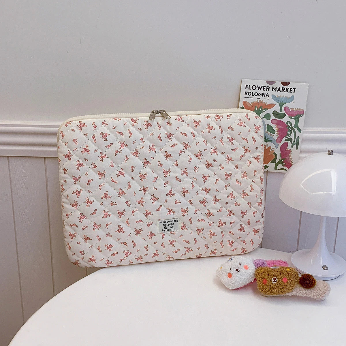 Chic Quilted Flower Print Laptop Sleeve – 11/13/15-Inch (28/33/38 cm) Padded Protective Case for Women & Unisex