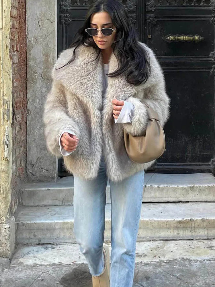 White cropped faux fur jacket for women with long sleeves, snap-button lapel collar, thick winter coat by FanzyMarket.