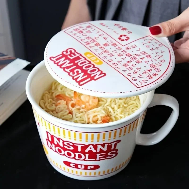 FanzyMarket large blue ceramic noodle bowl with lid, ideal for ramen and soup, keeps noodles warm, perfect for dorms and home kitchens.