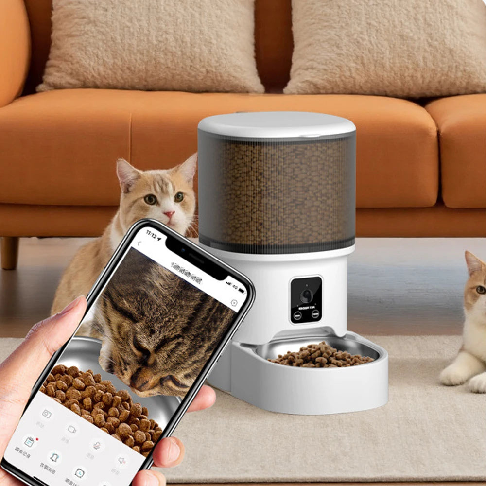 FanzyMarket 4L WiFi automatic pet feeder with LCD display for cats and dogs, featuring button controls and food dispensing tray.