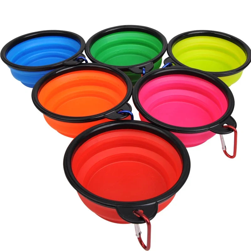 Green collapsible TPR travel pet bowl for dogs and cats, showing the portable, foldable design with 650ml capacity.