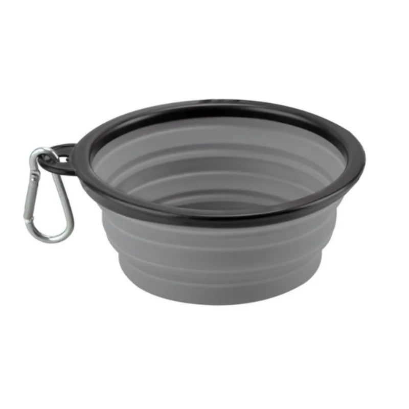 Green collapsible TPR travel pet bowl for dogs and cats, showing a compact, portable food and water dish with 650ml capacity.