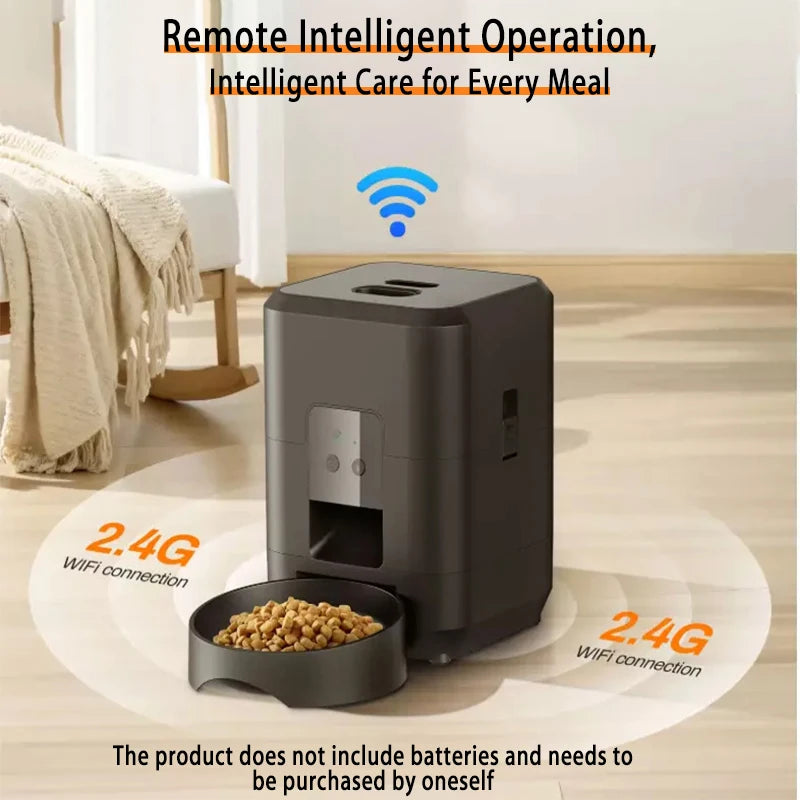 FanzyMarket 2L automatic pet feeder for cats and dogs, with programmable food dispensing, portion control, and voice recording.