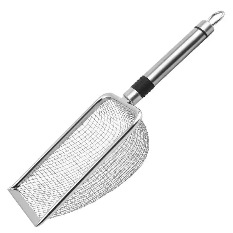 Large aluminum alloy cat litter scoop with long stainless steel handle for easy cleaning and scooping in pet hygiene routines.