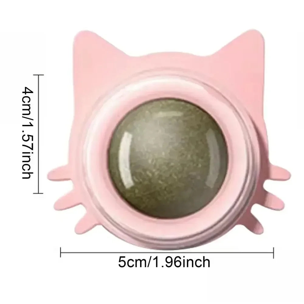 Green catnip ball toy from FanzyMarket, bite-resistant and designed for self-play and chewing for kittens and cats.