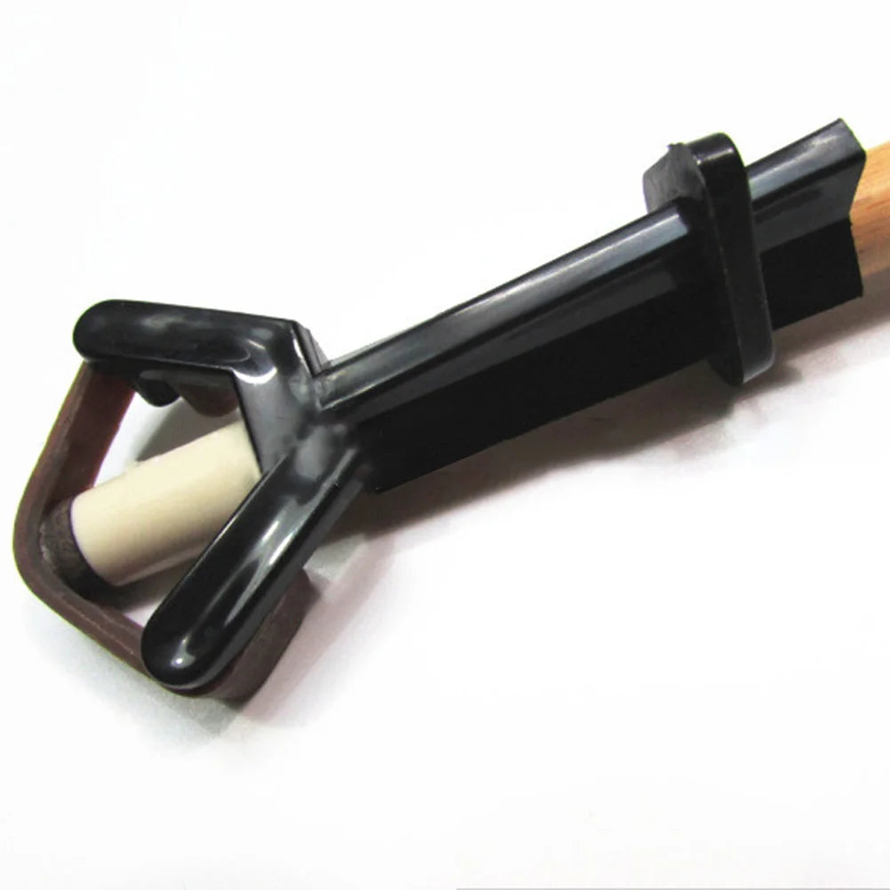FanzyMarket billiard cue head clip clamp in elastic plastic, 90x45mm, used for snooker cue repair and fastener securement.